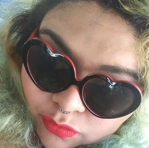 Meet your Posher, Robyn